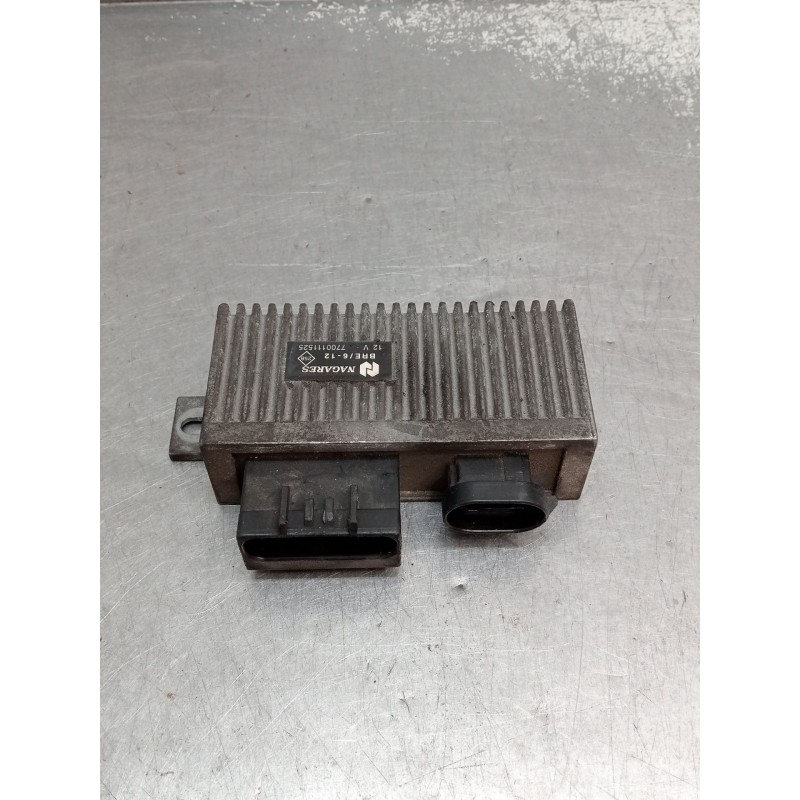 Recambio de caja precalentamiento para renault clio ii (bb_, cb_) 1.9 d (b/cb0j) referencia OEM IAM 7700111525  1998