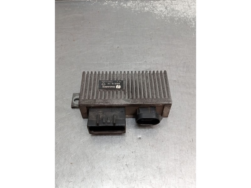 Recambio de caja precalentamiento para renault clio ii (bb_, cb_) 1.9 d (b/cb0j) referencia OEM IAM 7700111525  1998