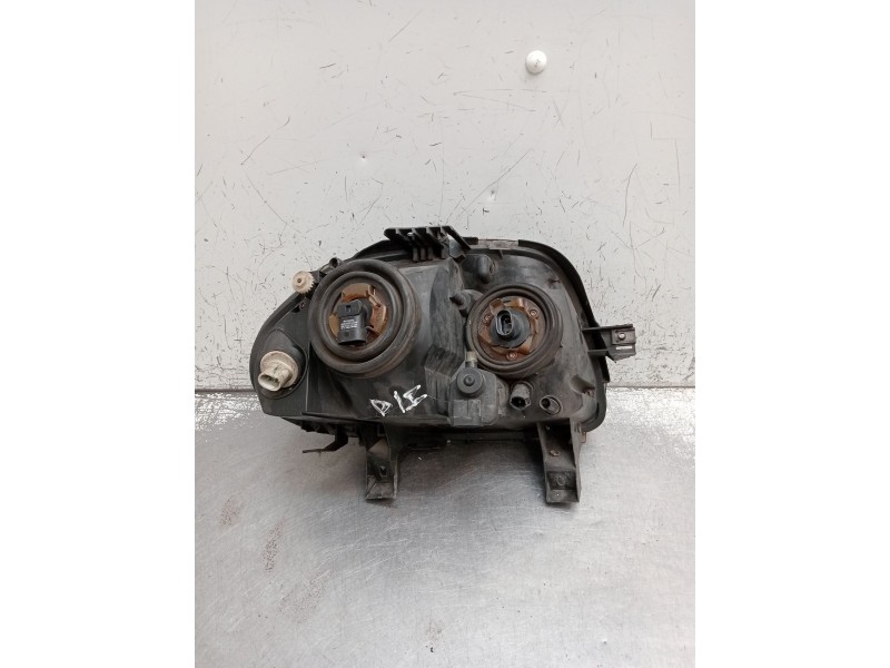 Recambio de faro izquierdo para renault clio ii (bb_, cb_) 1.9 d (b/cb0j) referencia OEM IAM 14861100L  1998