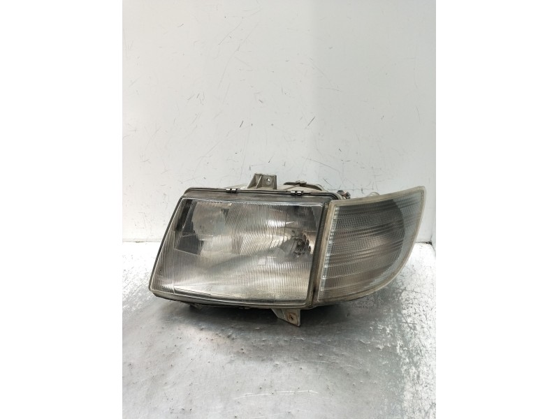 Recambio de faro izquierdo para mercedes-benz vito autobús (w638) 110 td 2.3 (638.174) referencia OEM IAM   1996