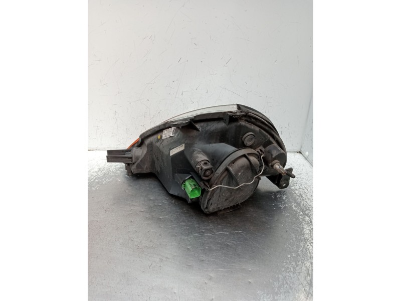 Recambio de faro derecho para ford ka (rb_) 1.3 i referencia OEM IAM 97KG13005AG 6772492 1996