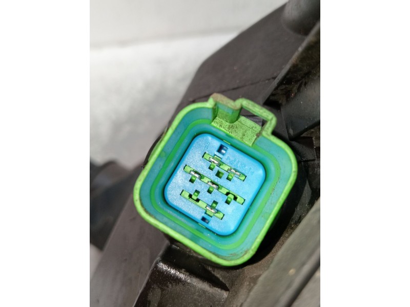 Recambio de faro derecho para ford ka (rb_) 1.3 i referencia OEM IAM 97KG13005AG 6772492 1996