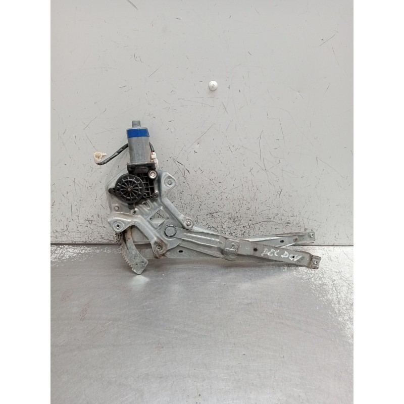 Recambio de elevalunas delantero derecho para toyota corolla (_e11_) 1.4 16v (zze111_) referencia OEM IAM 0130821911  2000 5P