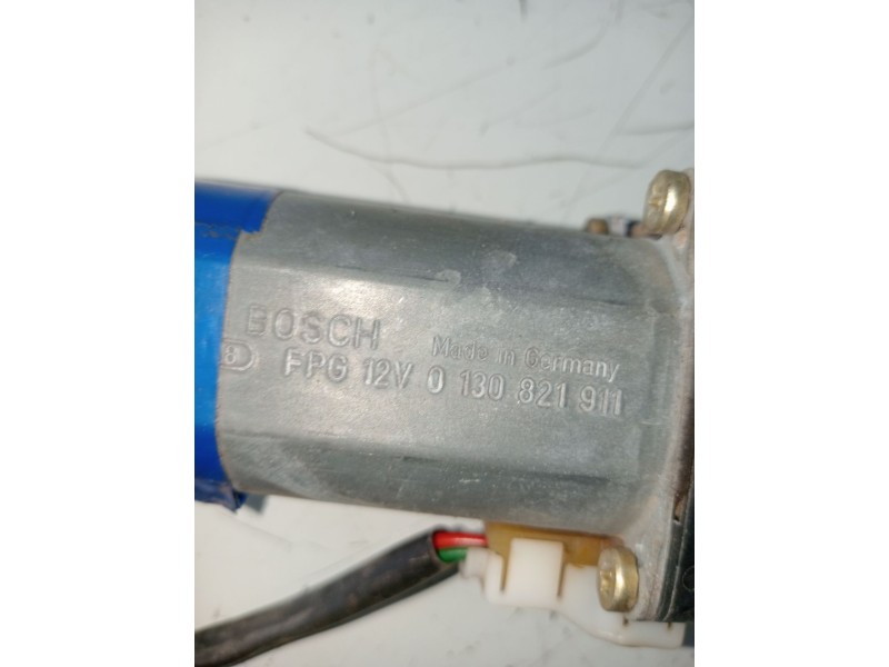 Recambio de elevalunas delantero derecho para toyota corolla (_e11_) 1.4 16v (zze111_) referencia OEM IAM 0130821911  2000 5P
