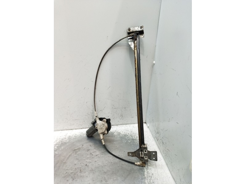 Recambio de elevalunas delantero derecho para mercedes-benz vito autobús (w638) 110 td 2.3 (638.174) referencia OEM IAM  5P 1996