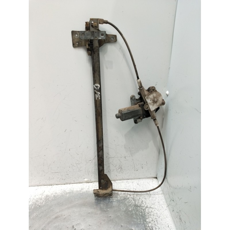 Recambio de elevalunas delantero izquierdo para mercedes-benz vito autobús (w638) 110 td 2.3 (638.174) referencia OEM IAM  5P 19