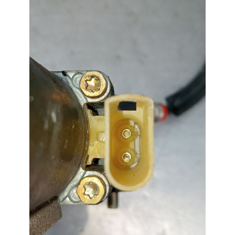 Recambio de elevalunas delantero derecho para ford ka (rb_) 1.3 i referencia OEM IAM 0130821683  1996 3P