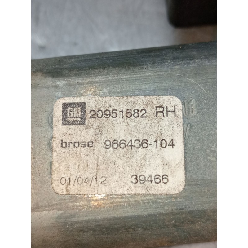Recambio de elevalunas delantero derecho para opel insignia a (g09) 2.0 cdti (68) referencia OEM IAM 20951582 966436 2008 4P