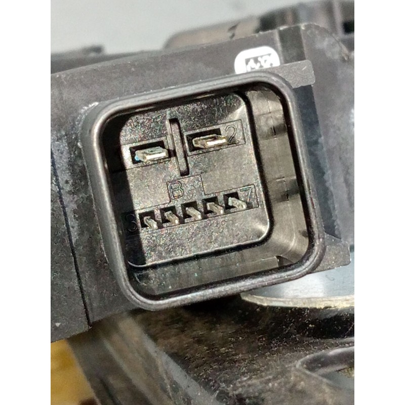 Recambio de elevalunas delantero derecho para opel insignia a (g09) 2.0 cdti (68) referencia OEM IAM 20951582 966436 2008 4P