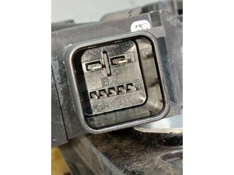 Recambio de elevalunas delantero derecho para opel insignia a (g09) 2.0 cdti (68) referencia OEM IAM 20951582 966436 2008 4P