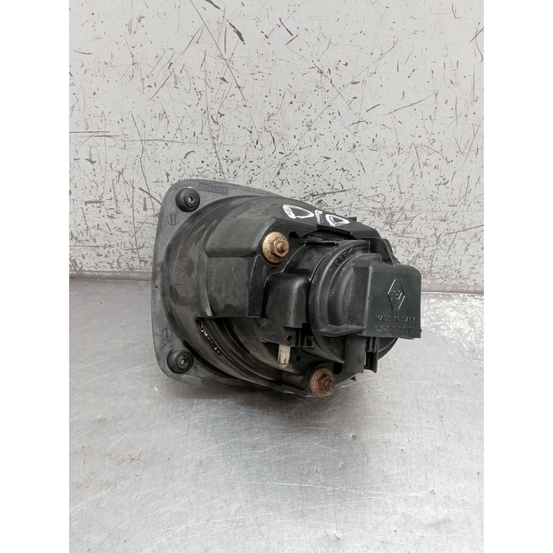 Recambio de faro antiniebla derecho para renault clio ii (bb_, cb_) 1.9 d (b/cb0j) referencia OEM IAM   1998