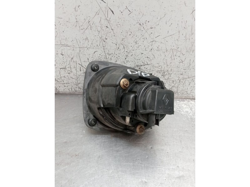 Recambio de faro antiniebla derecho para renault clio ii (bb_, cb_) 1.9 d (b/cb0j) referencia OEM IAM   1998