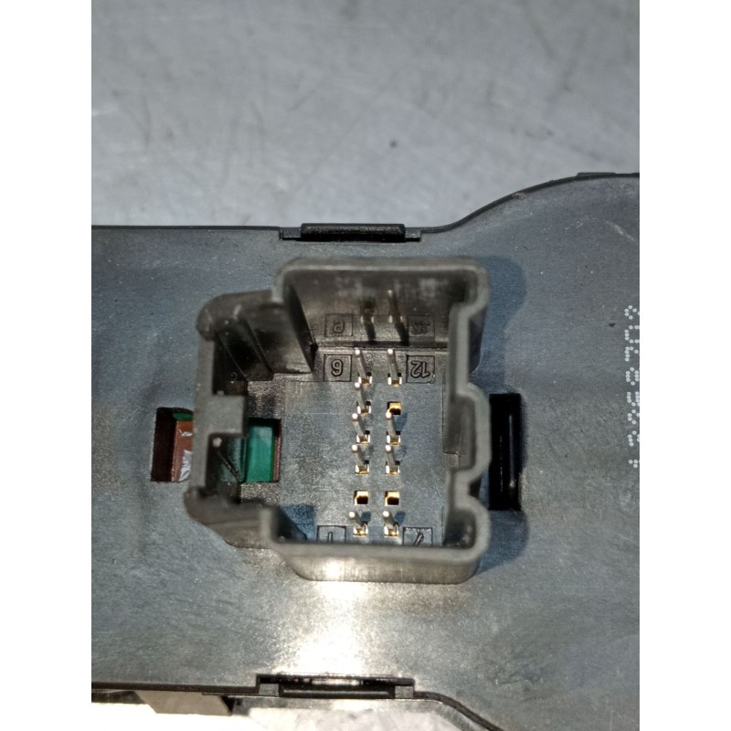 Recambio de mando luces para opel insignia a (g09) 2.0 cdti (68) referencia OEM IAM 13268702 251507 2008