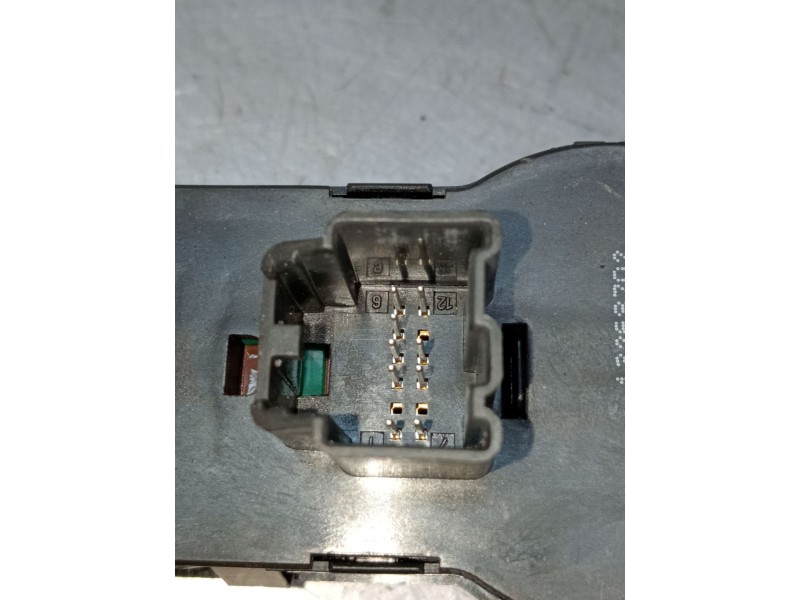 Recambio de mando luces para opel insignia a (g09) 2.0 cdti (68) referencia OEM IAM 13268702 251507 2008