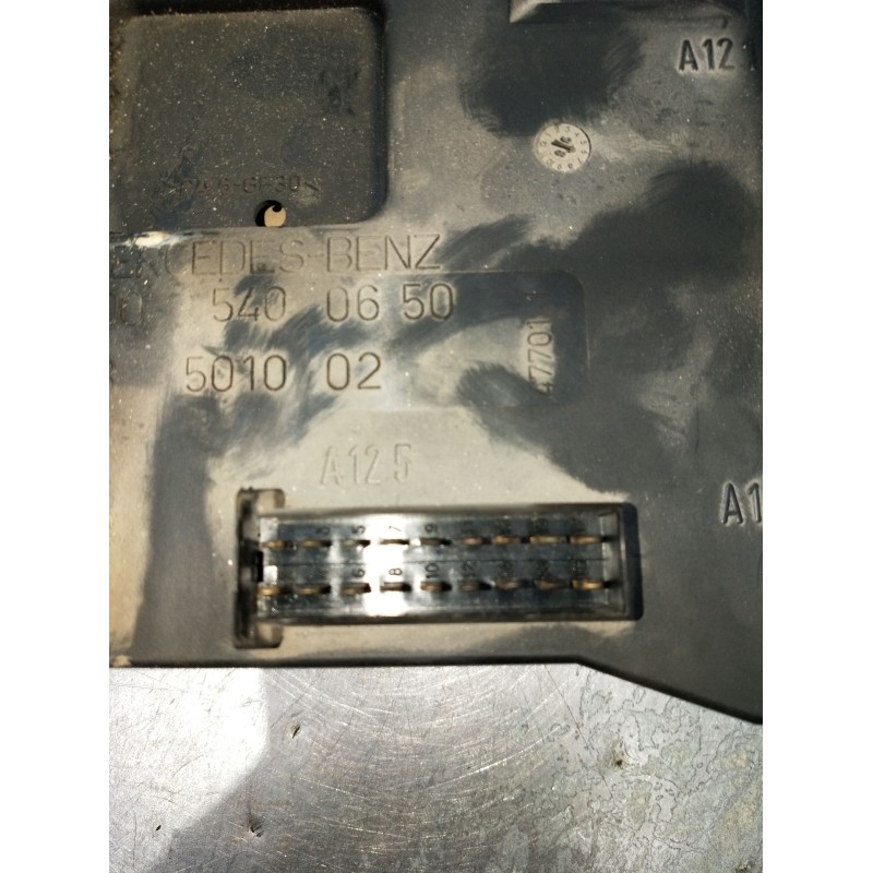 Recambio de caja reles / fusibles para mercedes-benz vito autobús (w638) 110 td 2.3 (638.174) referencia OEM IAM 0005400650 0850