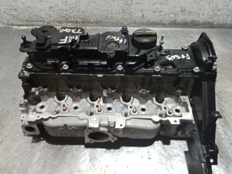 Recambio de culata para ford focus iii 1.6 tdci referencia OEM IAM   