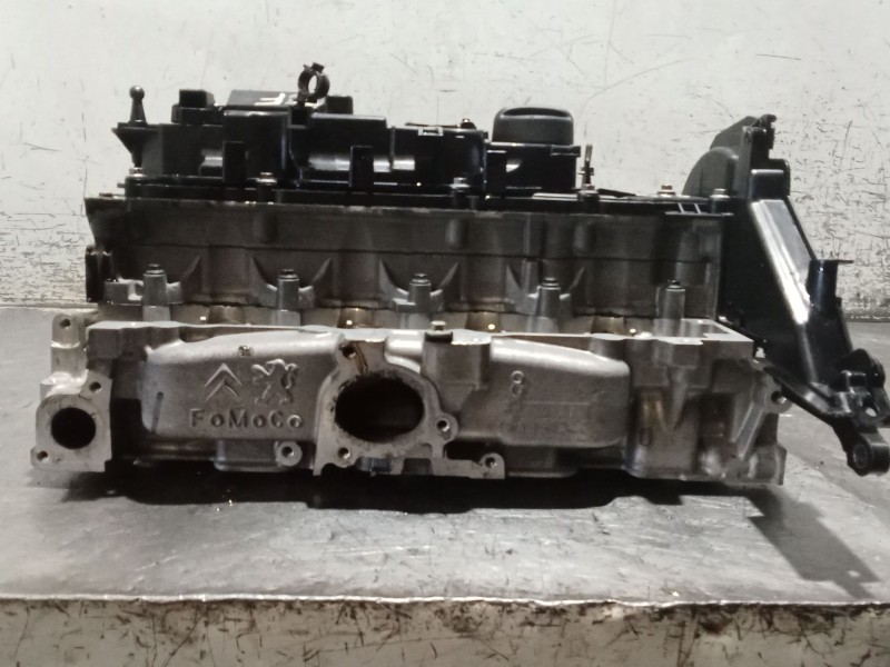 Recambio de culata para ford focus iii 1.6 tdci referencia OEM IAM   