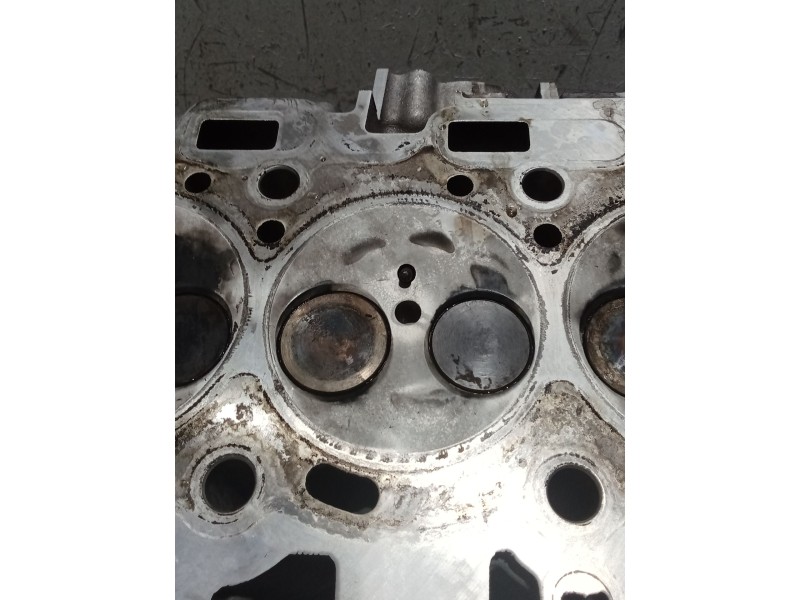 Recambio de culata para ford focus iii 1.6 tdci referencia OEM IAM   