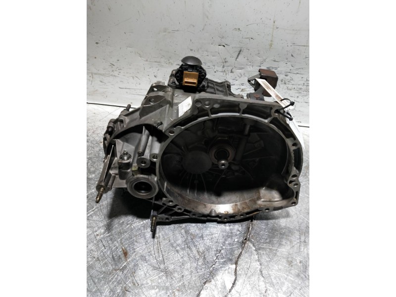 Recambio de caja cambios para ford escort express referencia OEM IAM 96ZTAA  