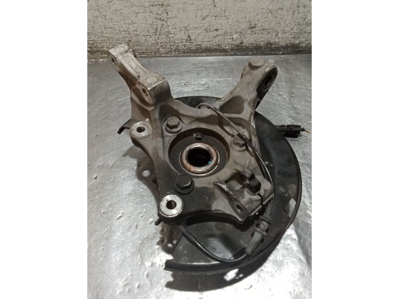 Recambio de mangueta delantera derecha para chevrolet cruze (j300) 1.8 referencia OEM IAM   