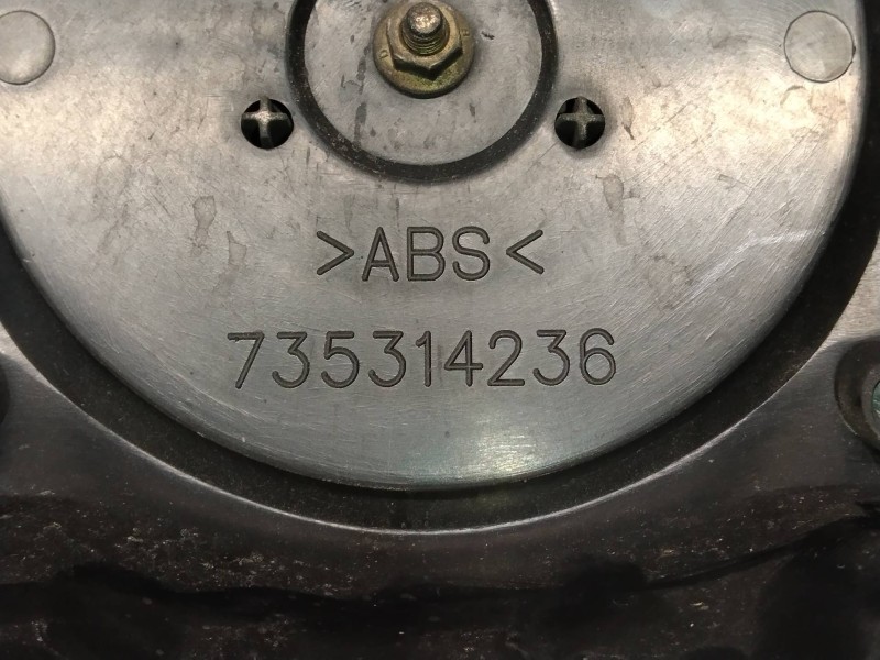 Recambio de rejilla delantera para fiat panda (169) 1.1 8v active referencia OEM IAM 735314236  