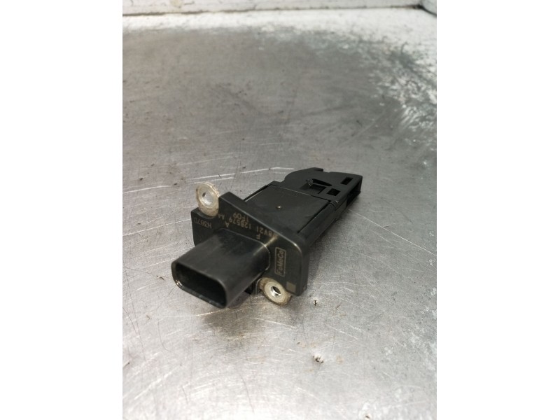 Recambio de caudalimetro para ford fiesta vi van 1.4 tdci referencia OEM IAM 8V2112B579AA  2008