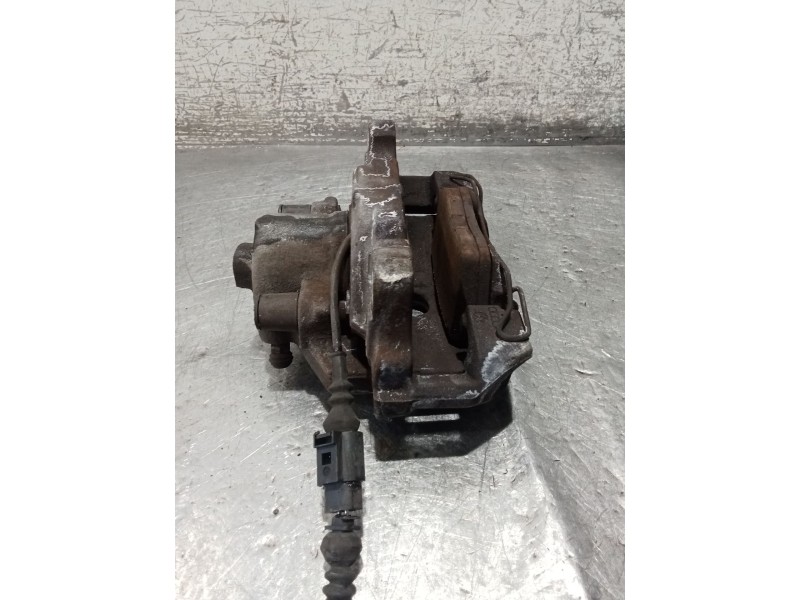 Recambio de pinza freno delantera izquierda para volkswagen touran (1t1, 1t2) 2.0 tdi 16v referencia OEM IAM   
