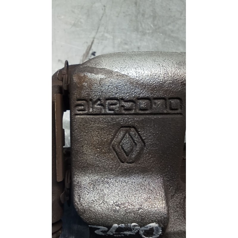 Recambio de pinza freno delantera derecha para renault arkana i (lcm_, ldn_) 1.6 e-tech 145 (ldmu) referencia OEM IAM 410001262R