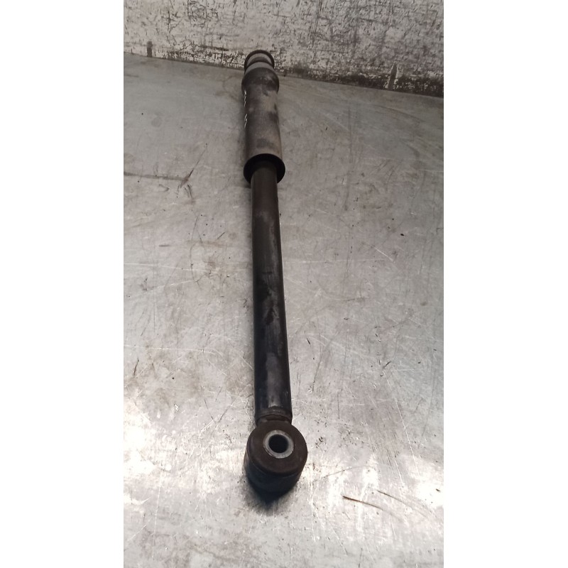 Recambio de amortiguador trasero izquierdo para renault arkana i (lcm_, ldn_) 1.6 e-tech 145 (ldmu) referencia OEM IAM 562100741