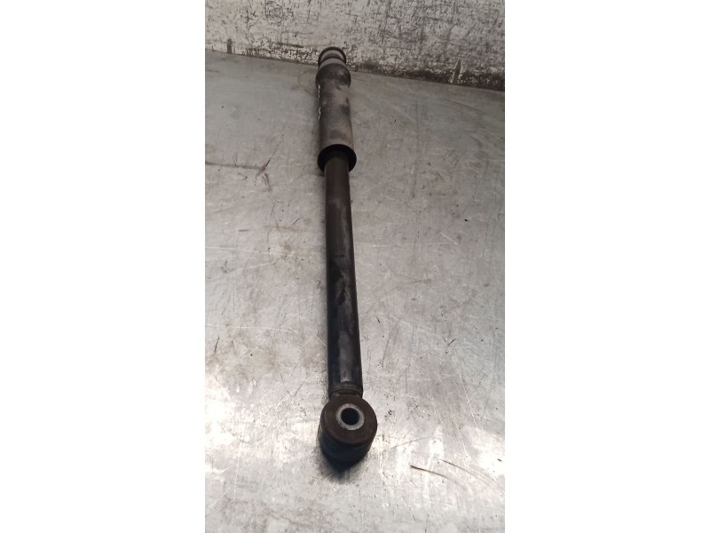 Recambio de amortiguador trasero izquierdo para renault arkana i (lcm_, ldn_) 1.6 e-tech 145 (ldmu) referencia OEM IAM 562100741