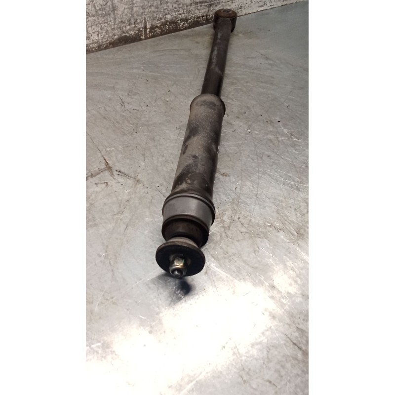 Recambio de amortiguador trasero izquierdo para renault arkana i (lcm_, ldn_) 1.6 e-tech 145 (ldmu) referencia OEM IAM 562100741