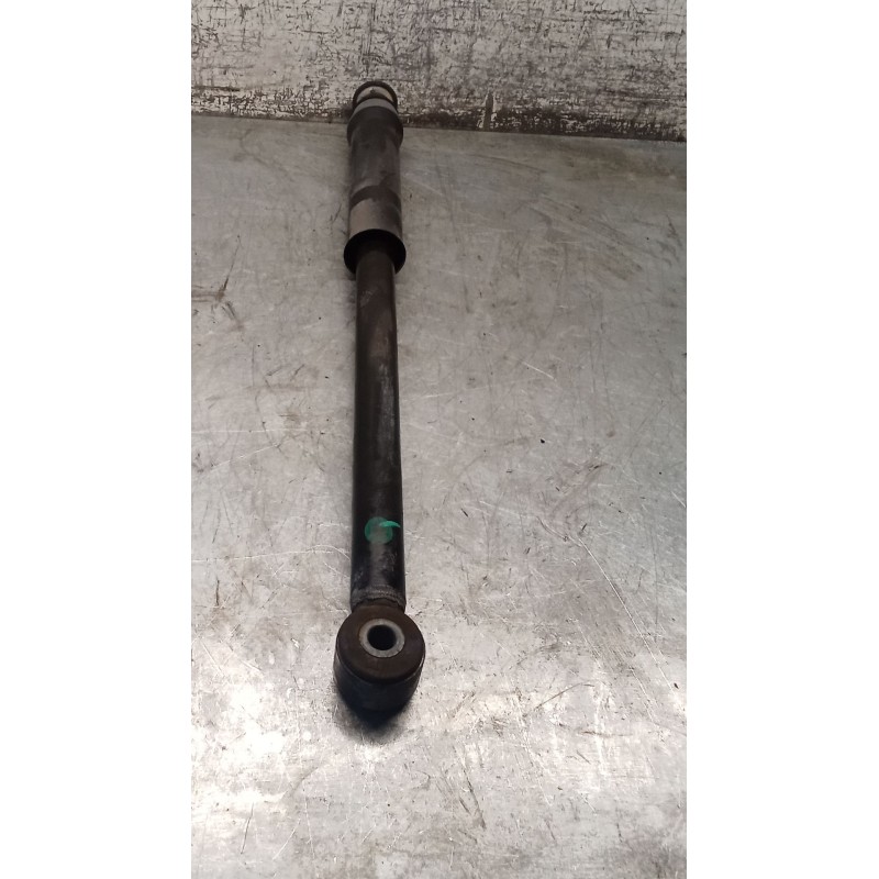 Recambio de amortiguador trasero derecho para renault arkana i (lcm_, ldn_) 1.6 e-tech 145 (ldmu) referencia OEM IAM 562100741R 