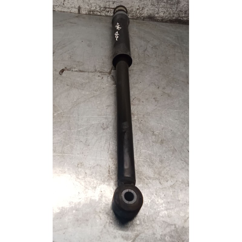 Recambio de amortiguador trasero derecho para renault arkana i (lcm_, ldn_) 1.6 e-tech 145 (ldmu) referencia OEM IAM 562100741R 