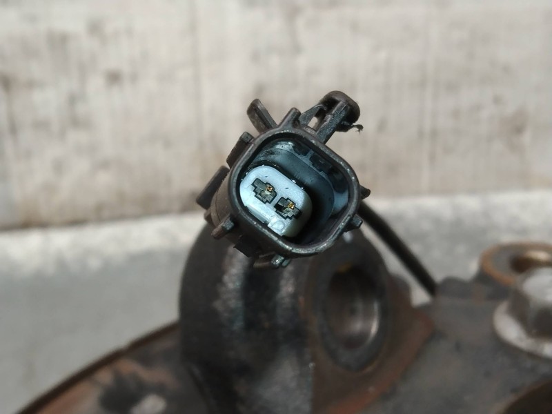 Recambio de mangueta delantera derecha para toyota prius+ advance referencia OEM IAM   