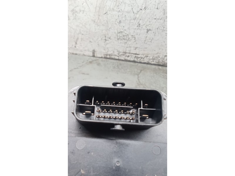 Recambio de servofreno para renault arkana i (lcm_, ldn_) 1.6 e-tech 145 (ldmu) referencia OEM IAM 472107786R ELECTRICO 20