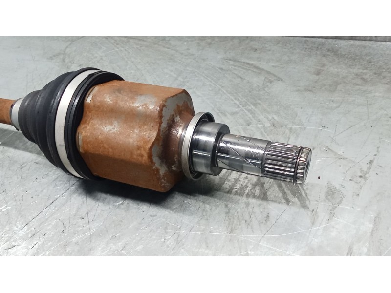 Recambio de transmision delantera izquierda para renault arkana i (lcm_, ldn_) 1.6 e-tech 145 (ldmu) referencia OEM IAM 39101591