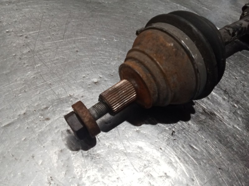 Recambio de transmision delantera izquierda para volkswagen touran (1t1, 1t2) 2.0 tdi 16v referencia OEM IAM   