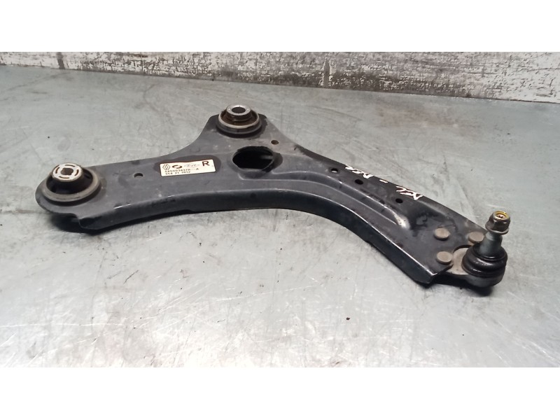 Recambio de brazo suspension inferior delantero derecho para renault arkana i (lcm_, ldn_) 1.6 e-tech 145 (ldmu) referencia OEM 