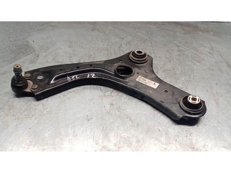 Recambio de brazo suspension inferior delantero izquierdo para renault arkana i (lcm_, ldn_) 1.6 e-tech 145 (ldmu) referencia OE