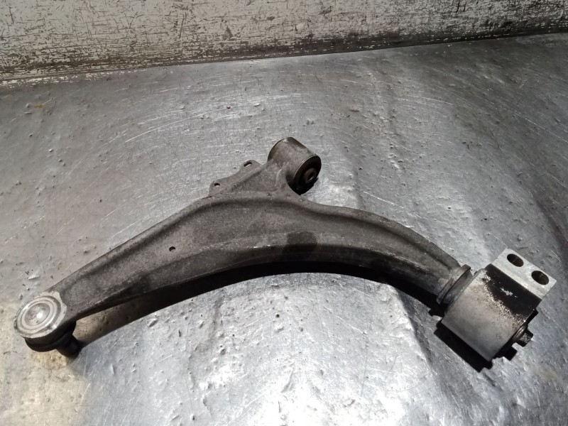 Recambio de brazo suspension inferior delantero derecho para chevrolet cruze (j300) 1.8 referencia OEM IAM   
