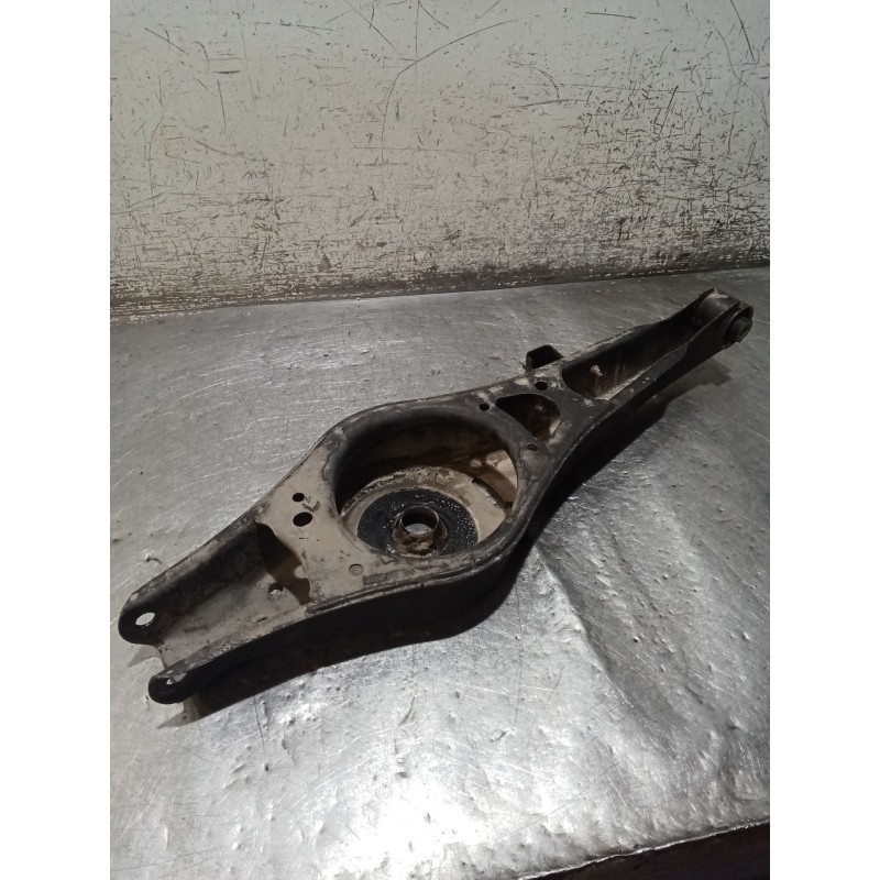 Recambio de brazo suspension inferior trasero izquierdo para volkswagen touran (1t1, 1t2) 2.0 tdi 16v referencia OEM IAM   