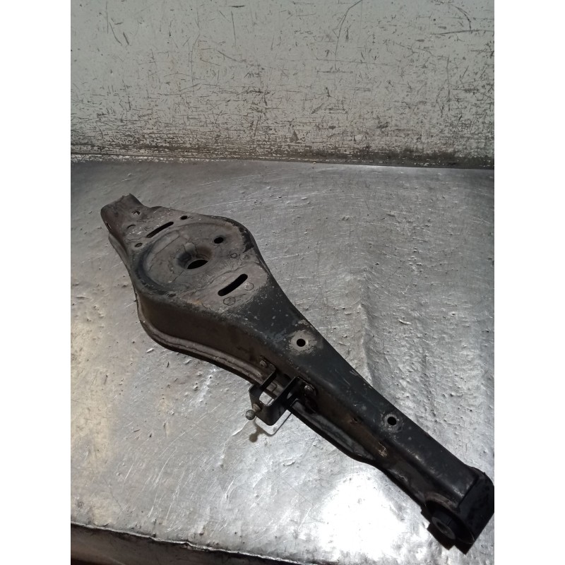 Recambio de brazo suspension inferior trasero izquierdo para volkswagen touran (1t1, 1t2) 2.0 tdi 16v referencia OEM IAM   
