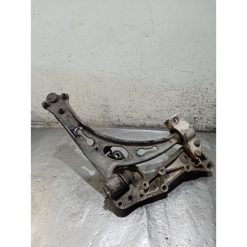 Recambio de brazo suspension inferior delantero izquierdo para volkswagen touran (1t1, 1t2) 2.0 tdi 16v referencia OEM IAM   