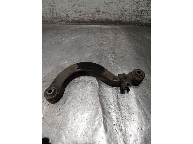 Recambio de brazo suspension superior trasero derecho para volkswagen touran (1t1, 1t2) 2.0 tdi 16v referencia OEM IAM   ANTERIO