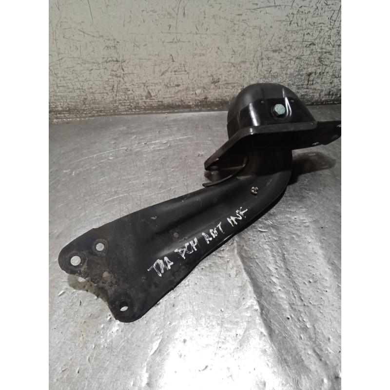 Recambio de brazo suspension inferior trasero derecho para volkswagen touran (1t1, 1t2) 2.0 tdi 16v referencia OEM IAM   ANTERIO