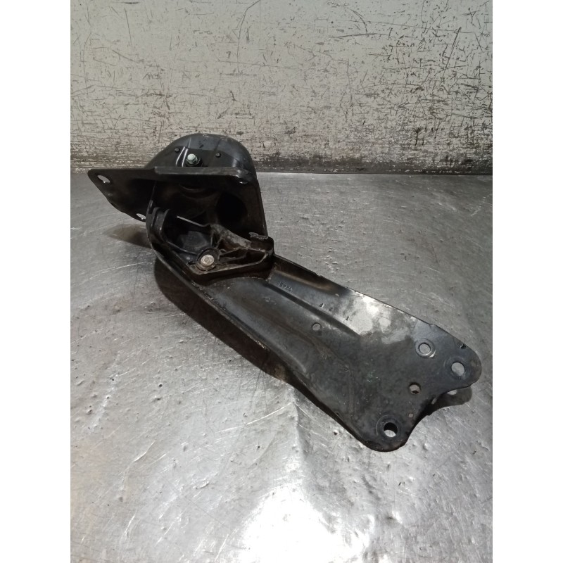 Recambio de brazo suspension inferior trasero derecho para volkswagen touran (1t1, 1t2) 2.0 tdi 16v referencia OEM IAM   ANTERIO
