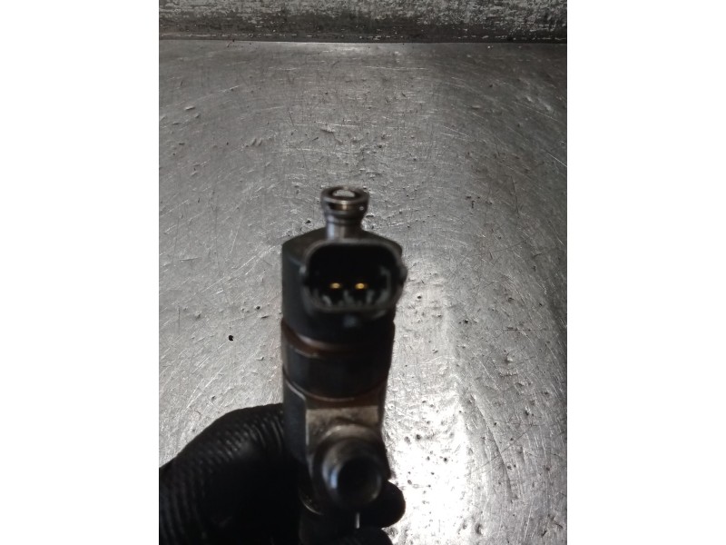 Recambio de inyector para renault trucks mascott furgoneta 150.65 (a00300166) referencia OEM IAM   