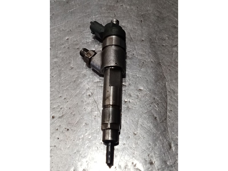Recambio de inyector para renault trucks mascott furgoneta 150.65 (a00300166) referencia OEM IAM   