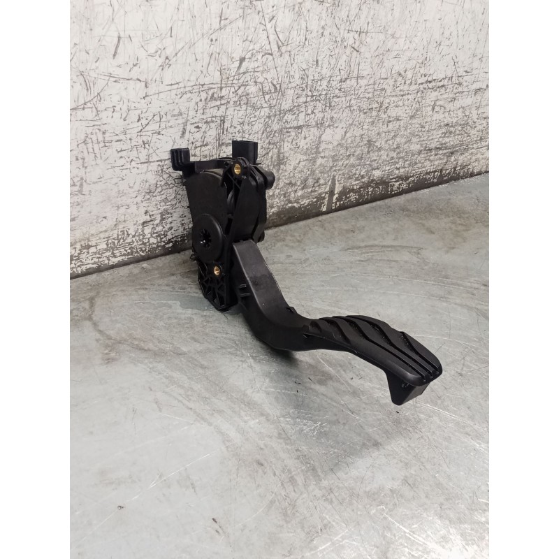 Recambio de potenciometro pedal para renault arkana i (lcm_, ldn_) 1.6 e-tech 145 (ldmu) referencia OEM IAM 180108467R 6PV012902