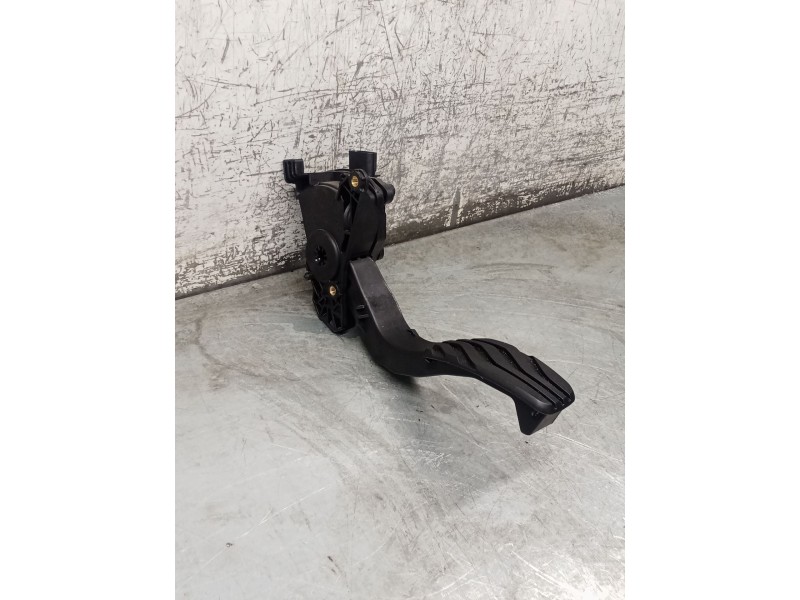 Recambio de potenciometro pedal para renault arkana i (lcm_, ldn_) 1.6 e-tech 145 (ldmu) referencia OEM IAM 180108467R 6PV012902